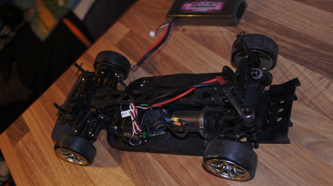 Bil Sniper RTR AE-86 Drift Brushless billede 7