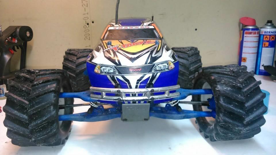 Bil traxxas t-maxx 3,3 billede 1