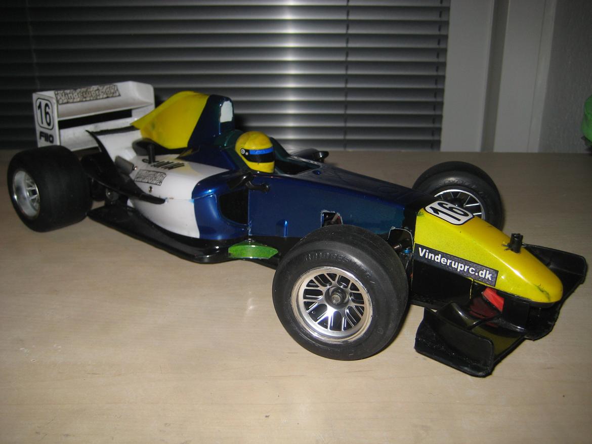 Bil Serpent F110 billede 1