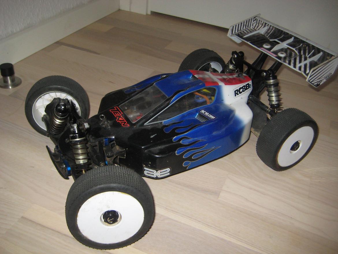 Buggy Team Associated RC8Be FT billede 12