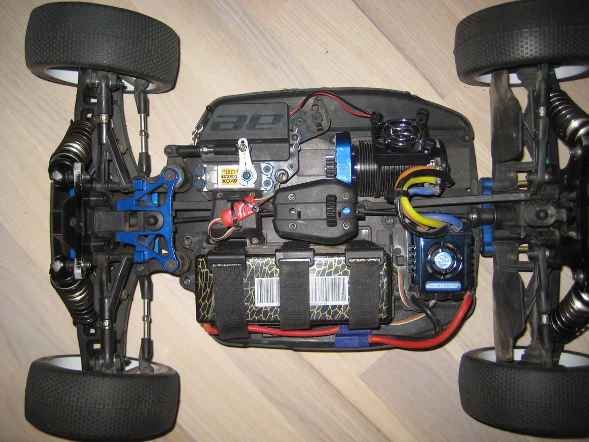 Buggy Team Associated RC8Be FT billede 15