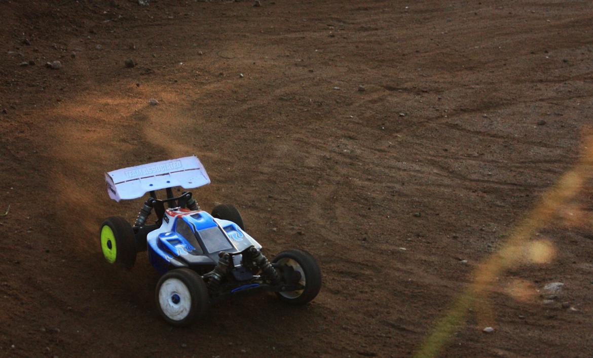 Buggy Team Associated RC8Be FT billede 19