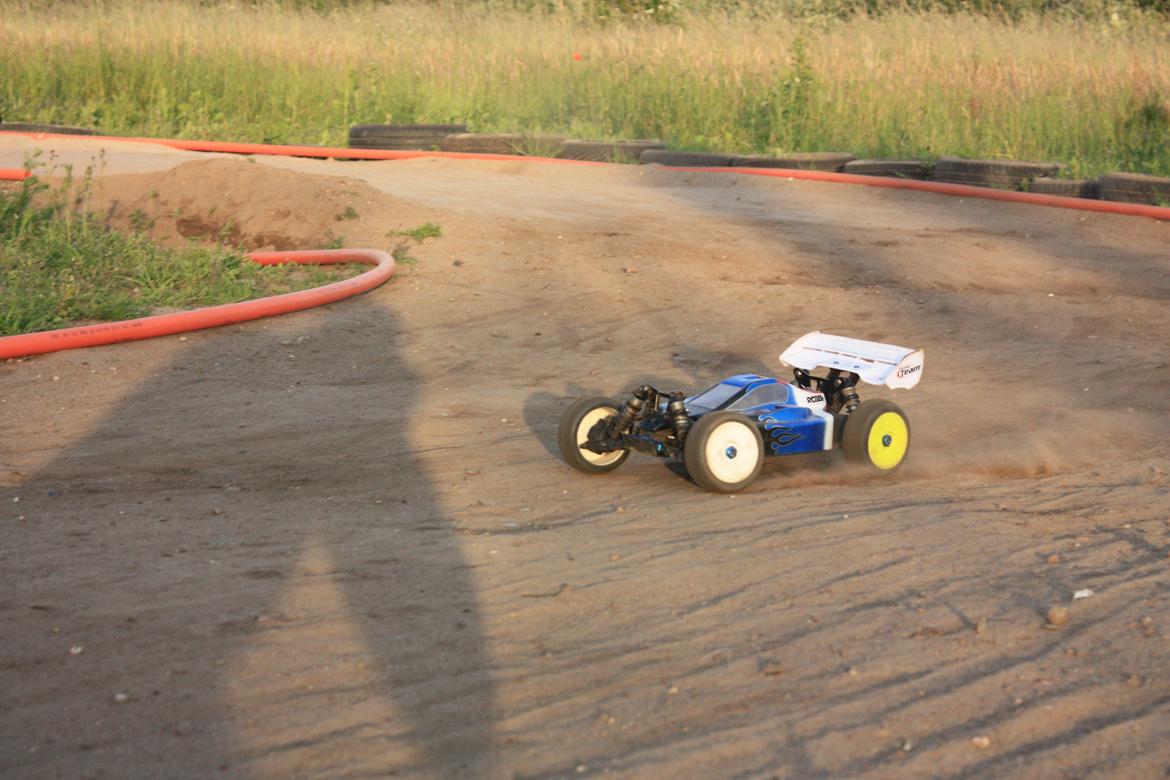 Buggy Team Associated RC8Be FT billede 21