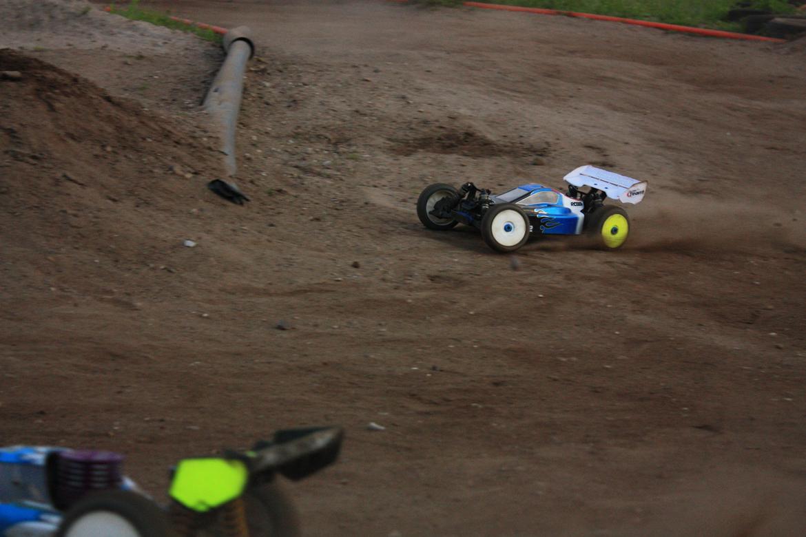 Buggy Team Associated RC8Be FT billede 26