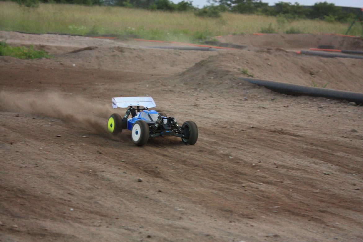 Buggy Team Associated RC8Be FT billede 29