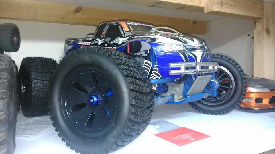 Bil traxxas t-maxx 3,3 - de nye fælge og dæk med 17mm hex billede 2