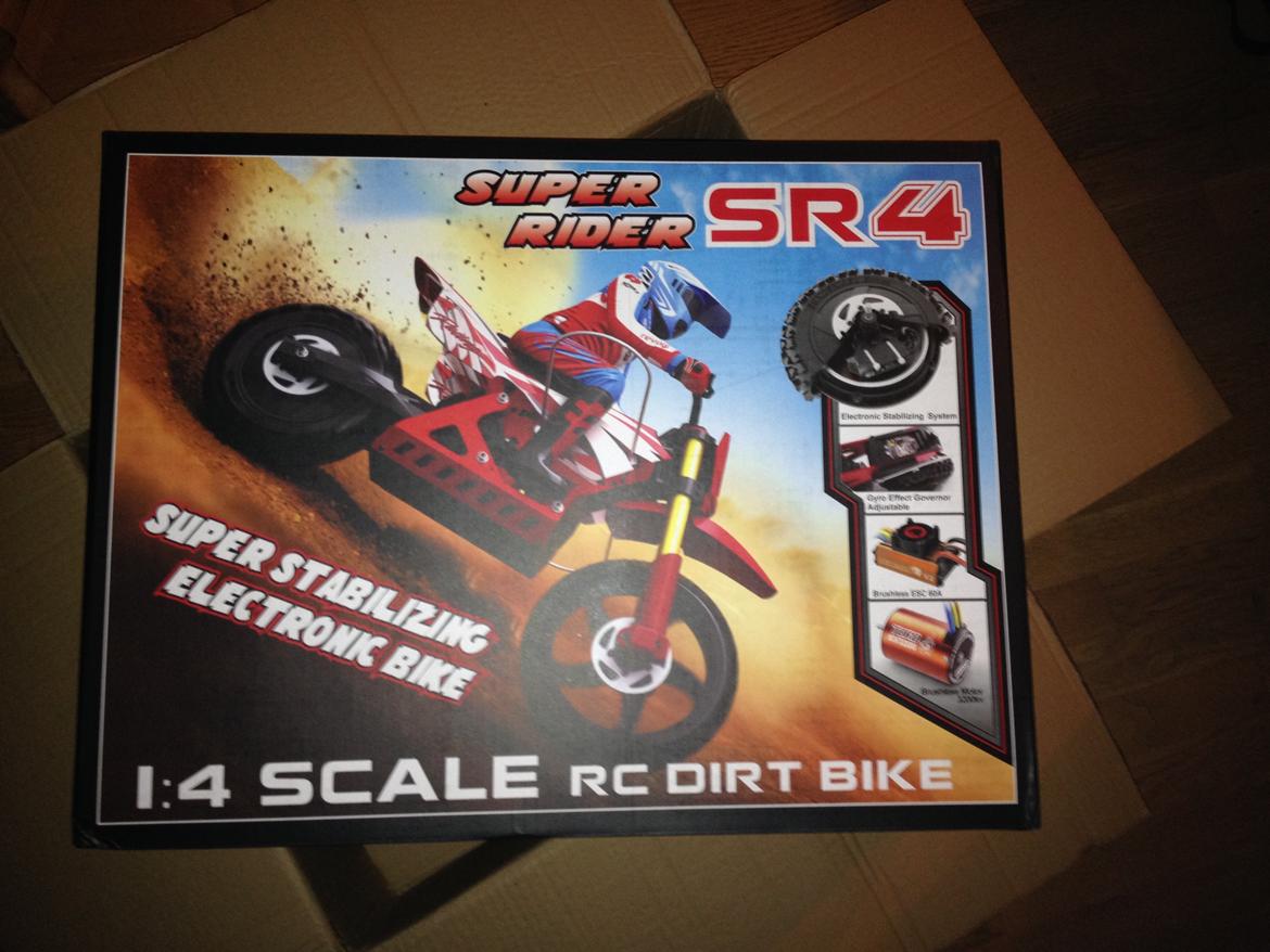 Motorcykel SkyRC SR4 1/4 Scale billede 3