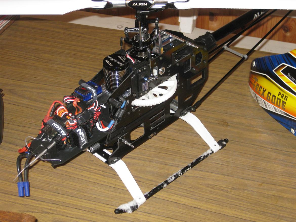 Helikopter T-REX 600 PRO EFL (solgt) billede 5