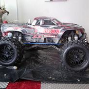 Off-Roader TRAXXAS T-MAXX 3.3