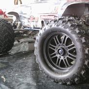 Off-Roader TRAXXAS T-MAXX 3.3