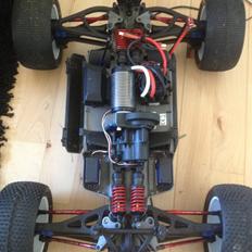 Bil Traxxas e-revo 