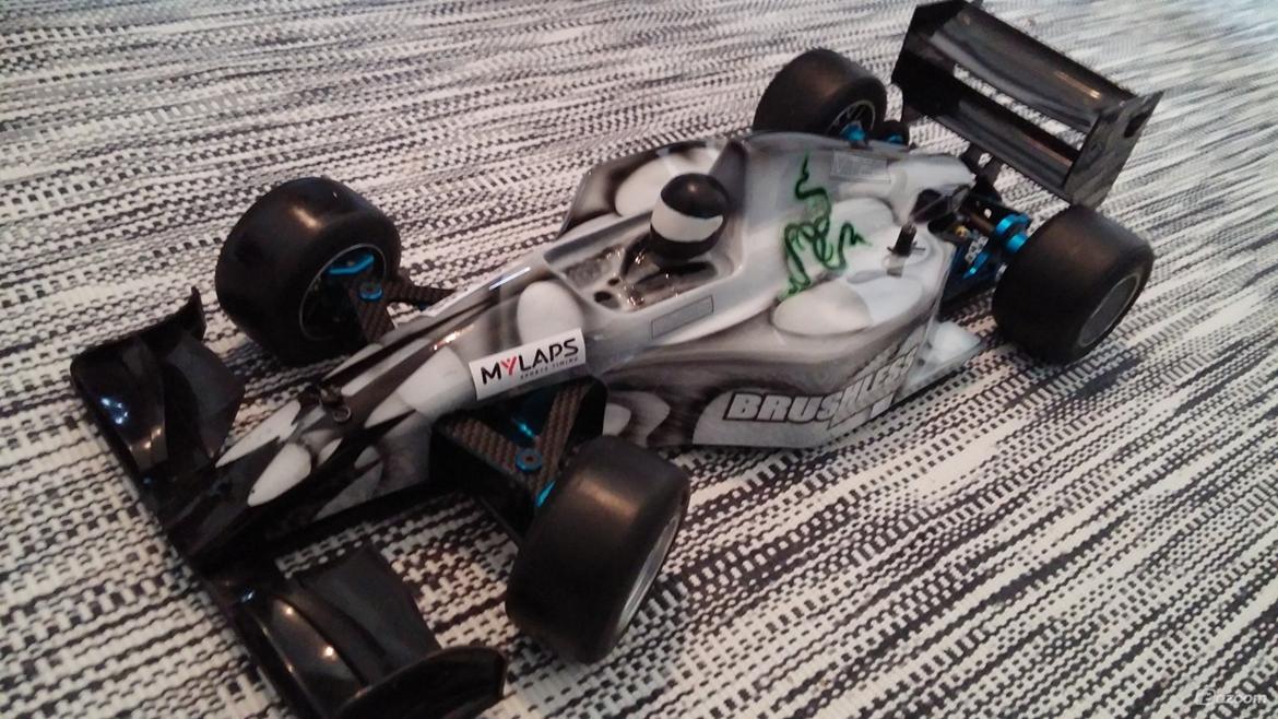 Bil f1 trf101 billede 2