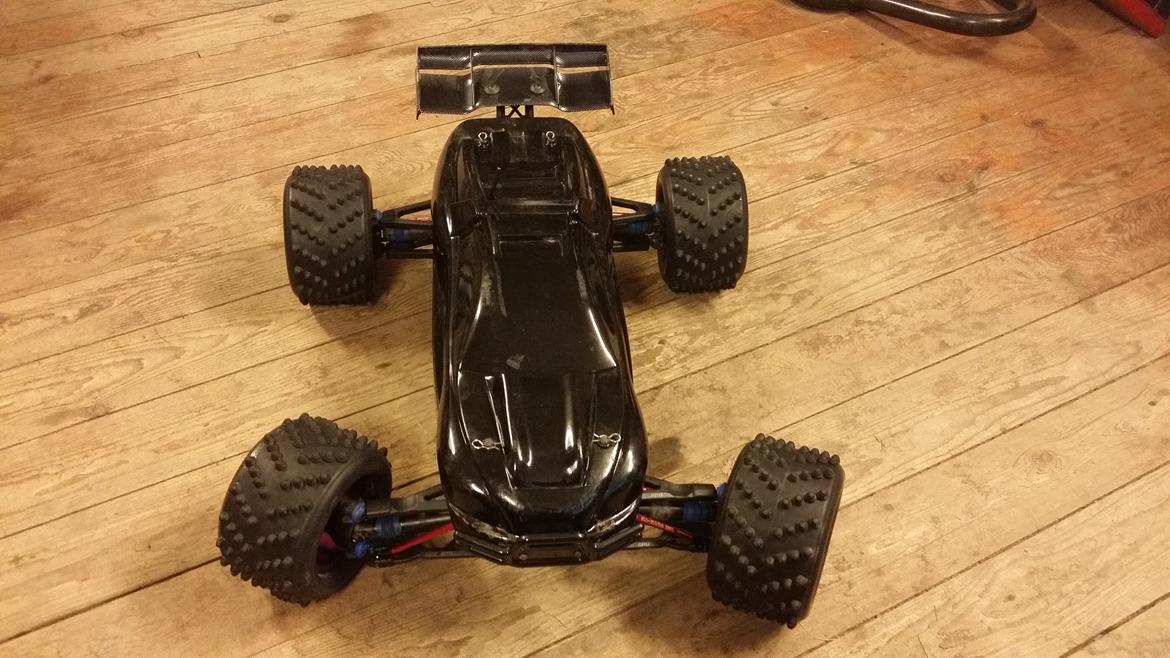 Off-Roader Traxxas E-Revo (Brushless) billede 1