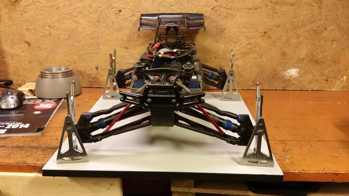 Off-Roader Traxxas E-Revo (Brushless) billede 18