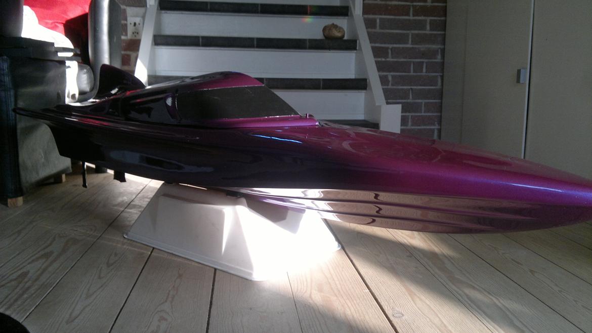 Båd purple light flying fish II billede 1