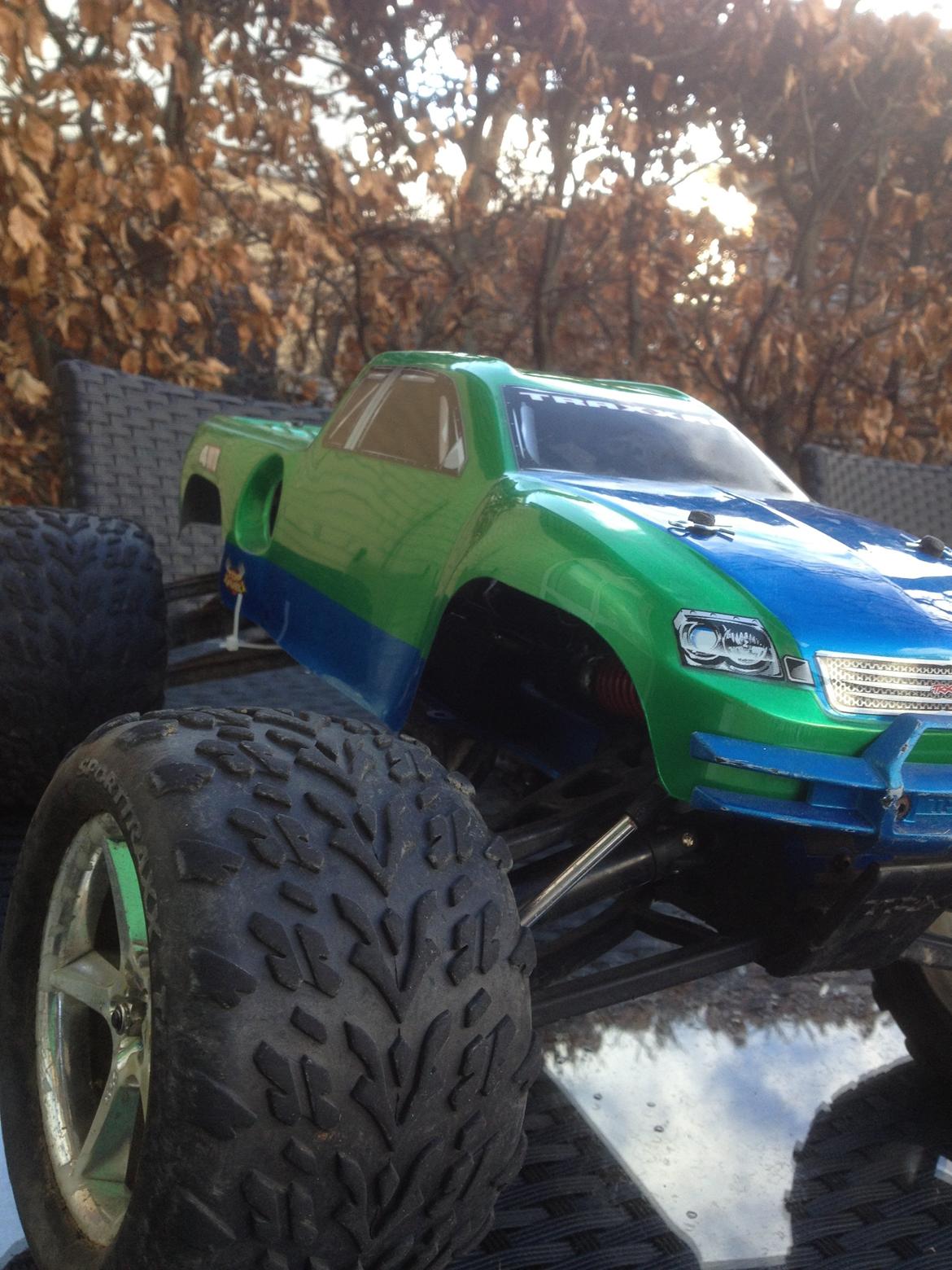 Bil Traxxas revo  billede 11