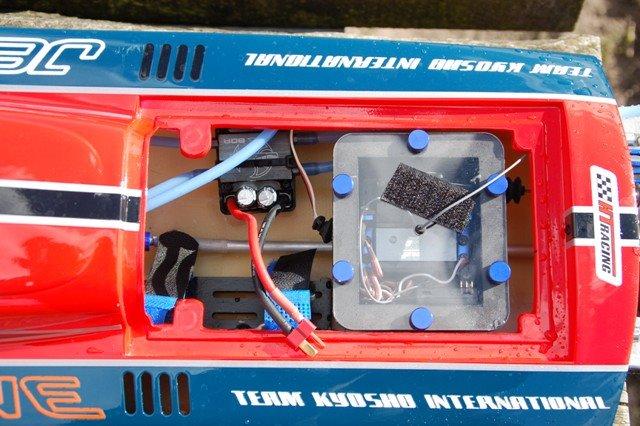 Båd Jetstream 888 ve kyosho billede 7