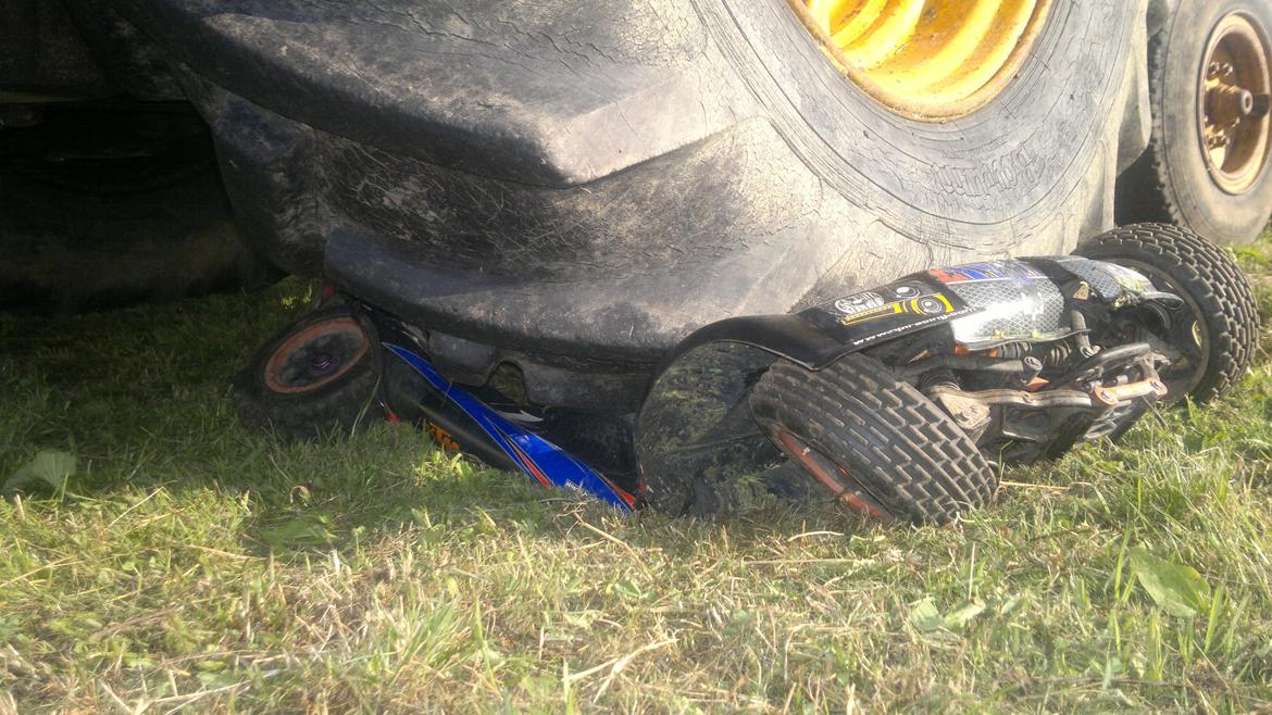 Buggy HPI BAJA 5T - jeg tror ikke den vinder nogen løb mere... ej heller udfordringer ;-) billede 20