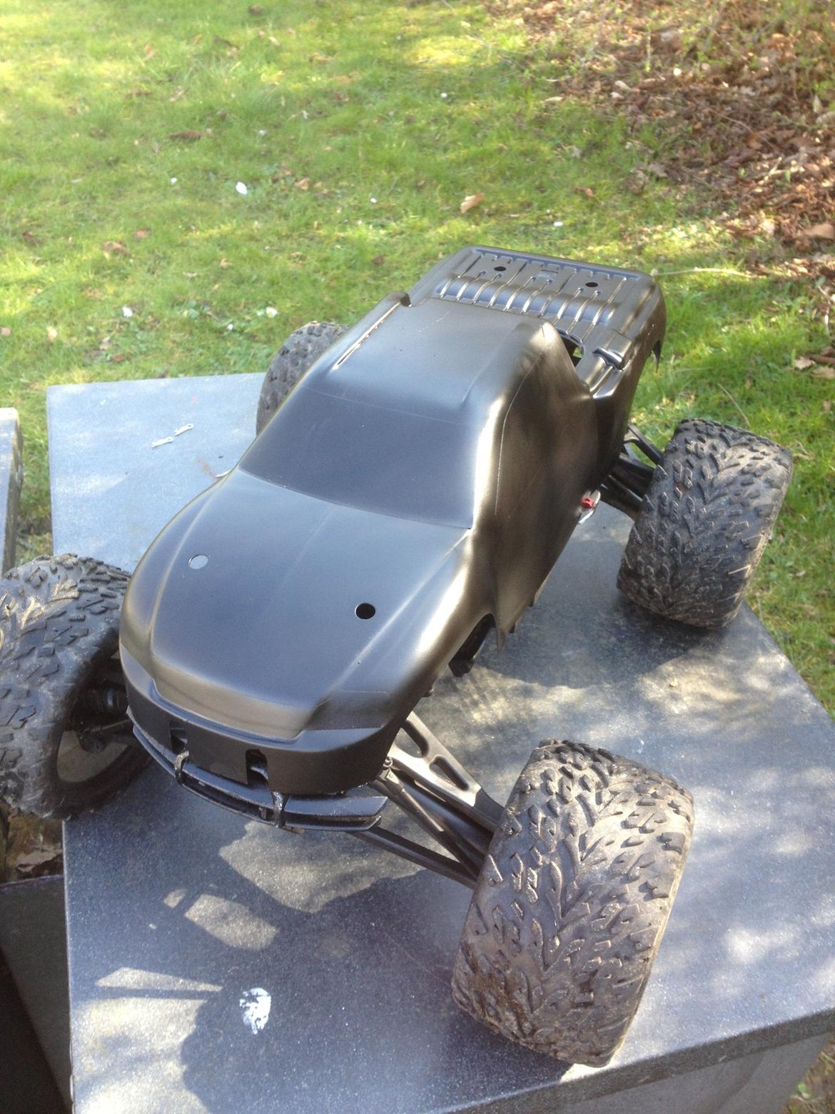 Bil Traxxas revo  billede 17