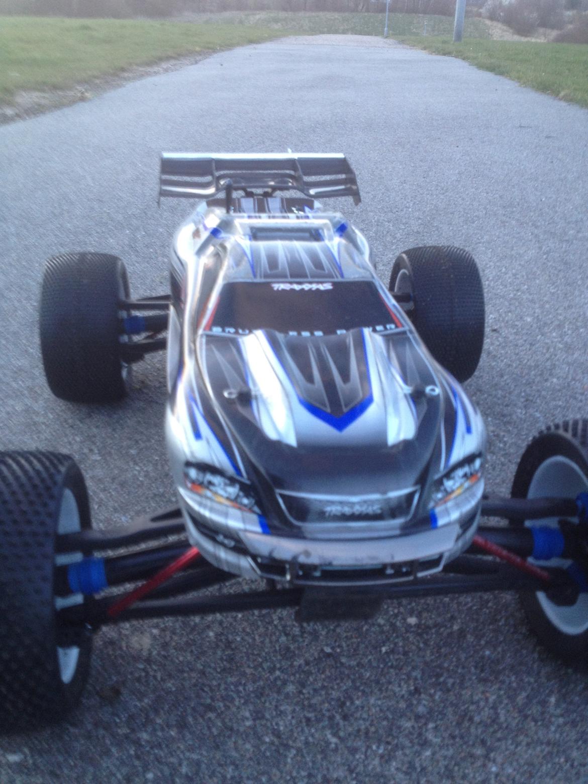 Bil Traxxas e-revo  billede 9