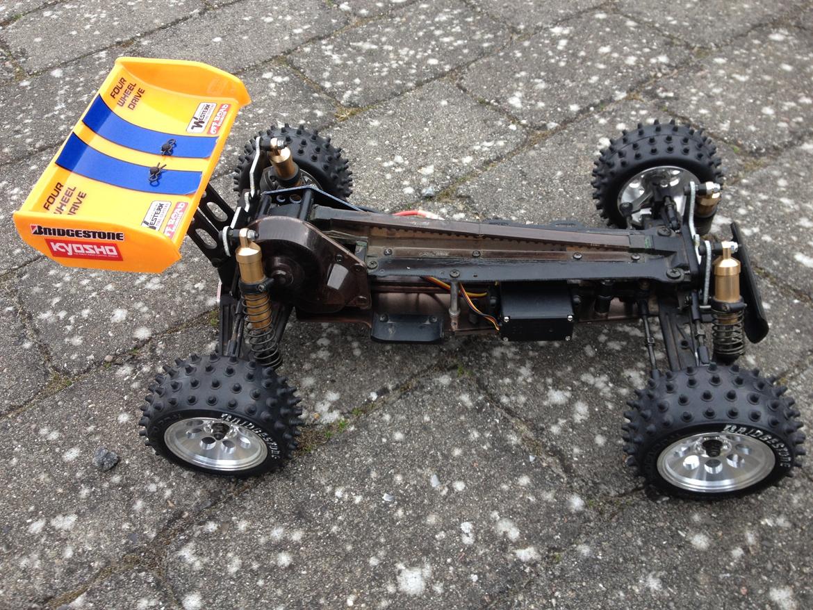 Buggy Kyosho Turbo Optima Mid billede 7