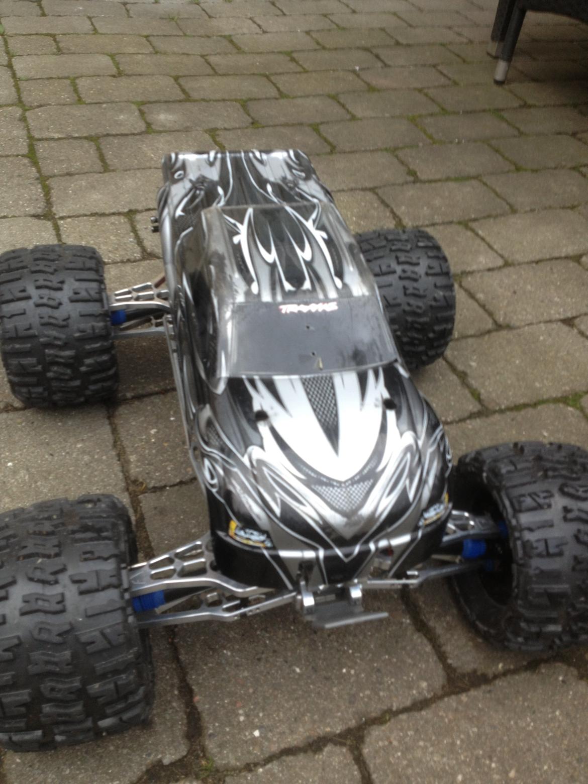 Off-Roader traxxas e-maxx billede 1