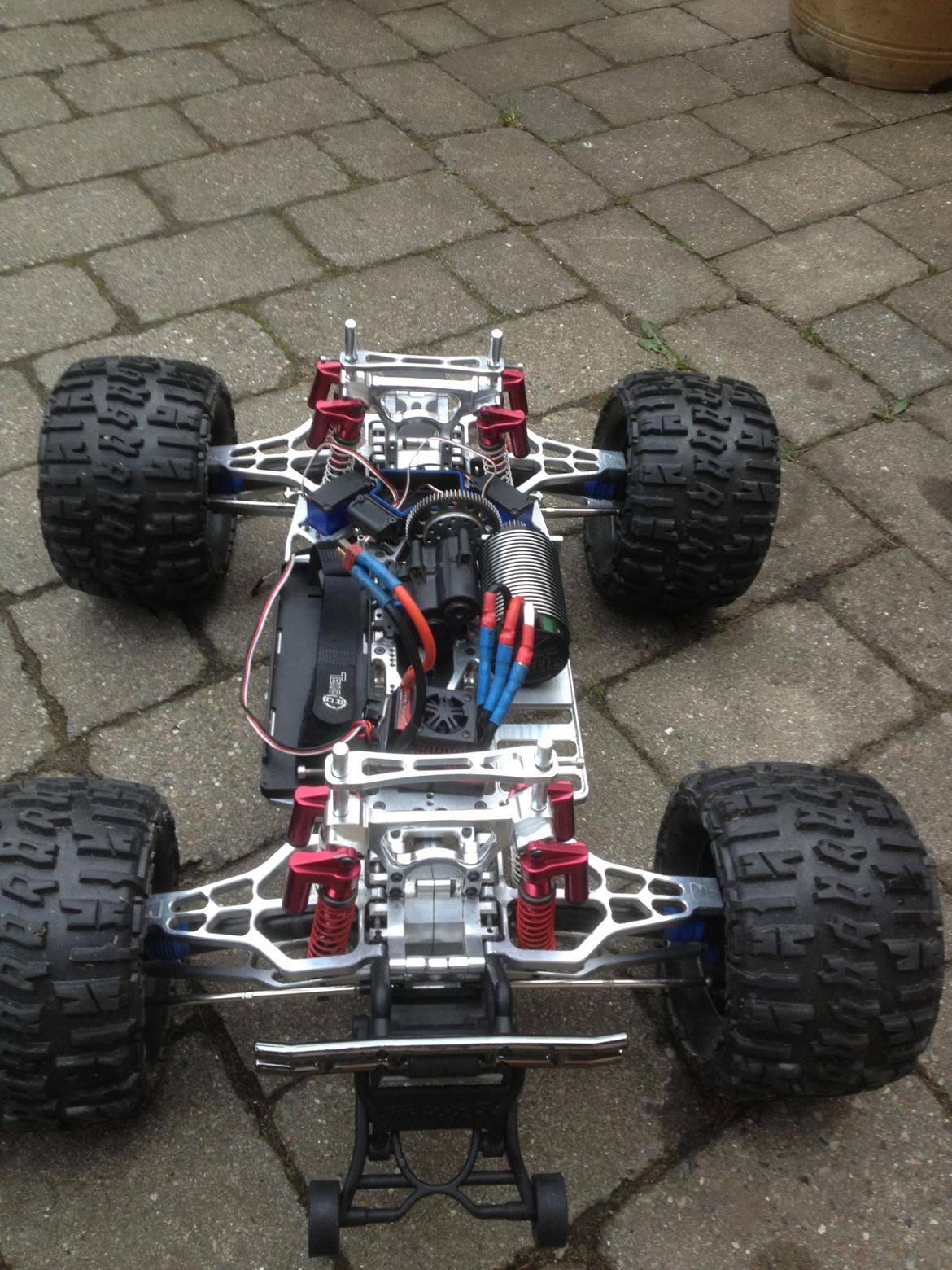 Off-Roader traxxas e-maxx billede 6