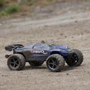 Bil Traxxas E-Revo VXL 1/16