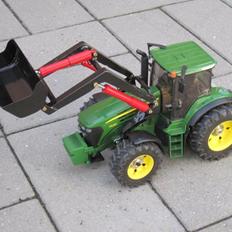 Maskiner Bruder John Deere