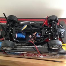 Bil Tamiya TT02 Porsche 911 RSR