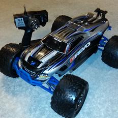 Buggy Traxxas E-Revo
