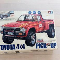 Bil Tamiya Toyota Hilux 4x4