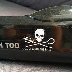 Båd Det er en billig model som koster 300 kr 