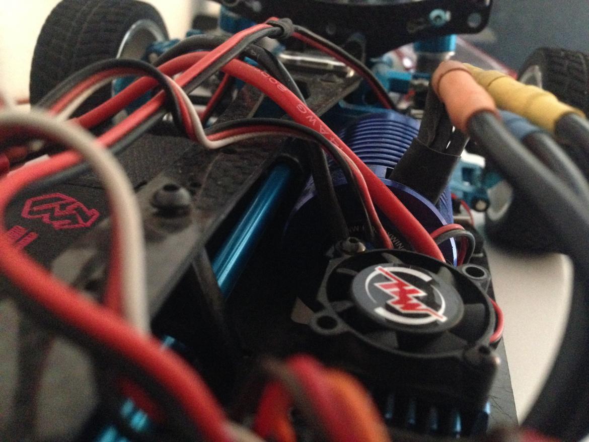 Bil Onroad Sniper (Nissan skyline) billede 4