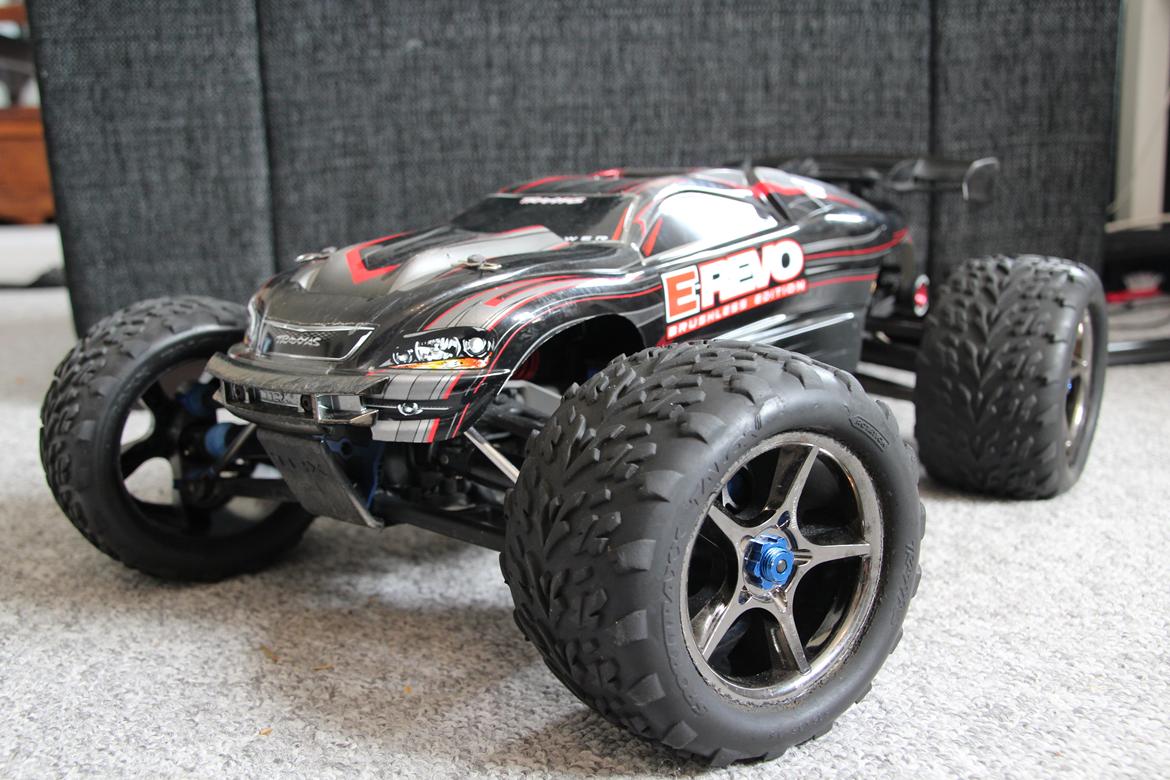 Off-Roader Traxxas E-revo Brushless billede 6