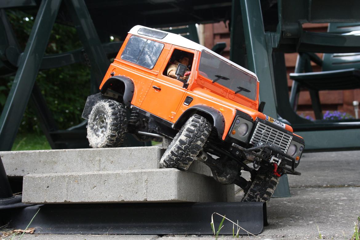 Off-Roader Axial SCX10 - Defender 90 [Ophugget] - Juni 2014 billede 8