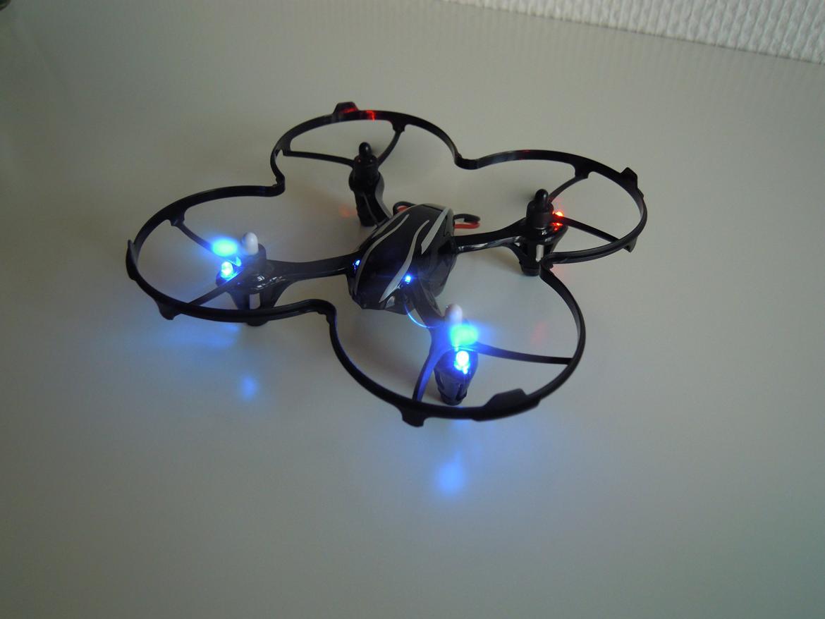 Multirotor Hubsan x4 H107L billede 2