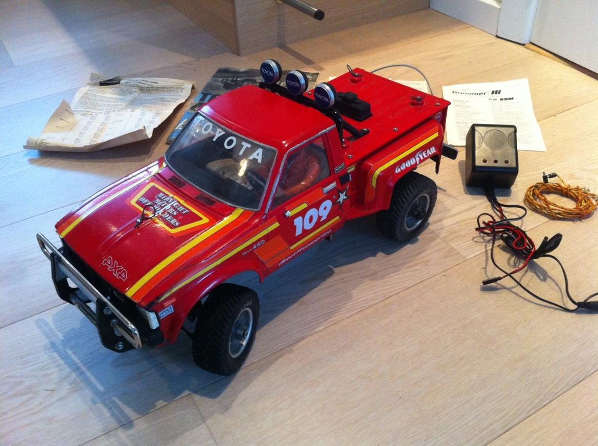 Bil Tamiya Toyota Hilux 4x4 billede 5