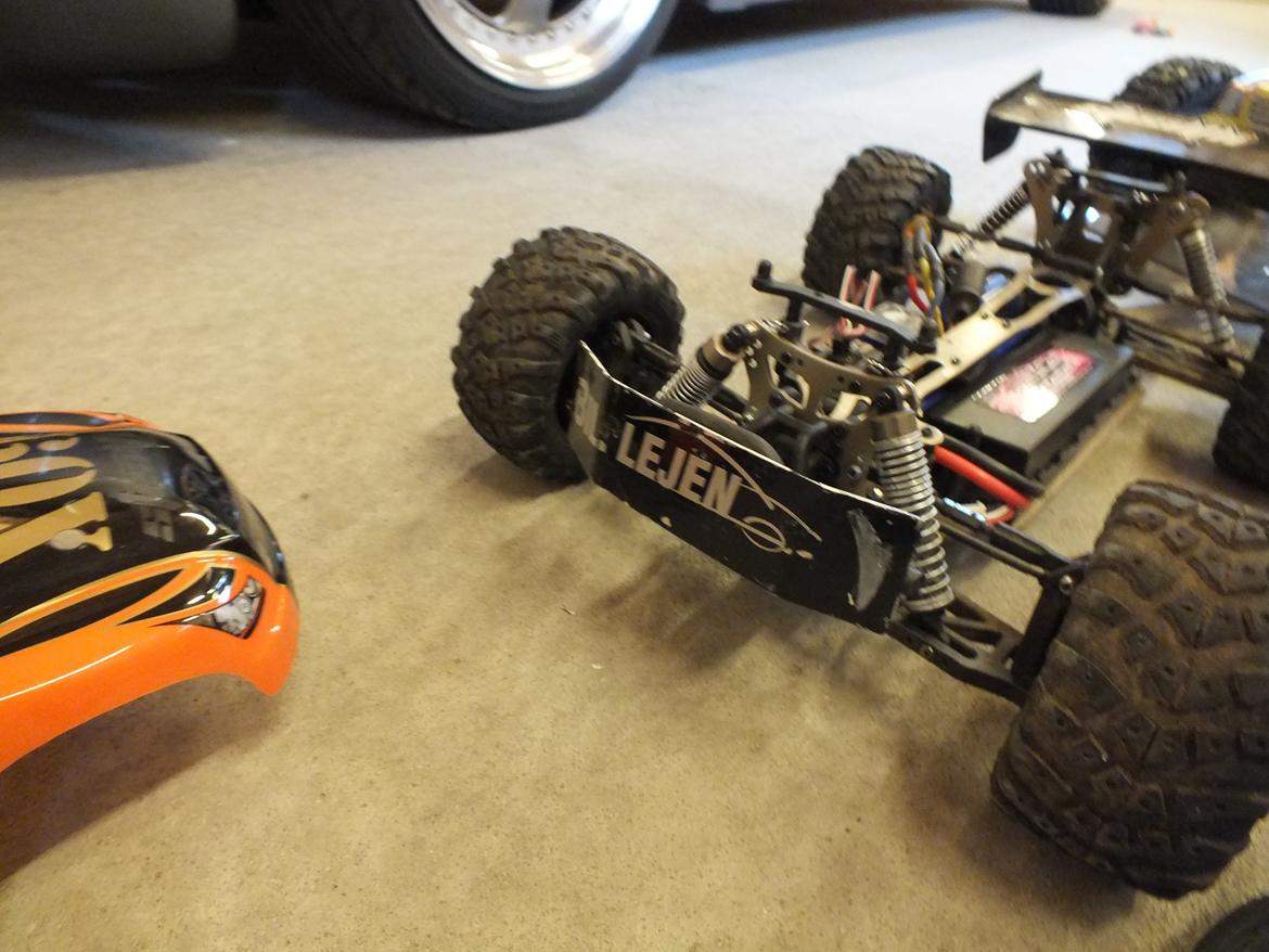 Off-Roader Stealth X09 Truggy Brushless 2.4GHz billede 13