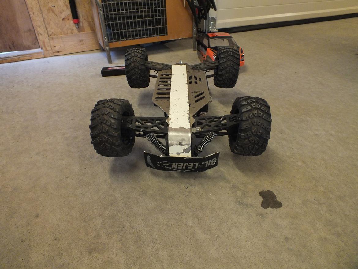 Off-Roader Stealth X09 Truggy Brushless 2.4GHz billede 16