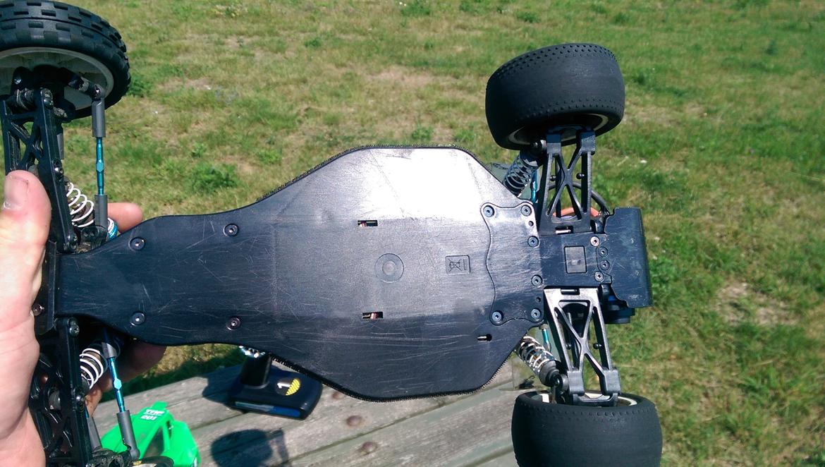 Buggy Tamiya TRF 201 billede 5