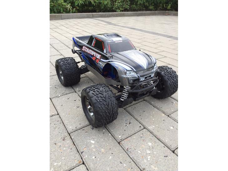 {{currentPhoto.altText}} billede {{currentPhoto.number}}