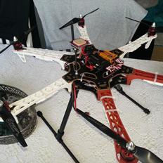 Multirotor dji f550 med APM 2.6 UAV