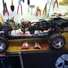 Off-Roader Hpi Baja 5b