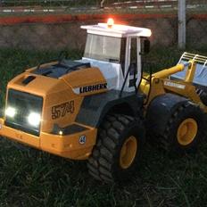 Maskiner Liebherr L574 CTI Bruder