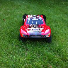 Off-Roader Traxxas slash 4x4 ultimate