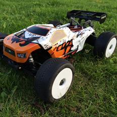 Bil Losi 8ight Truggy 3.0 kit