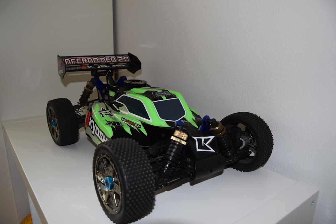 Buggy Kyosho Inferno NEO 2.0 billede 2