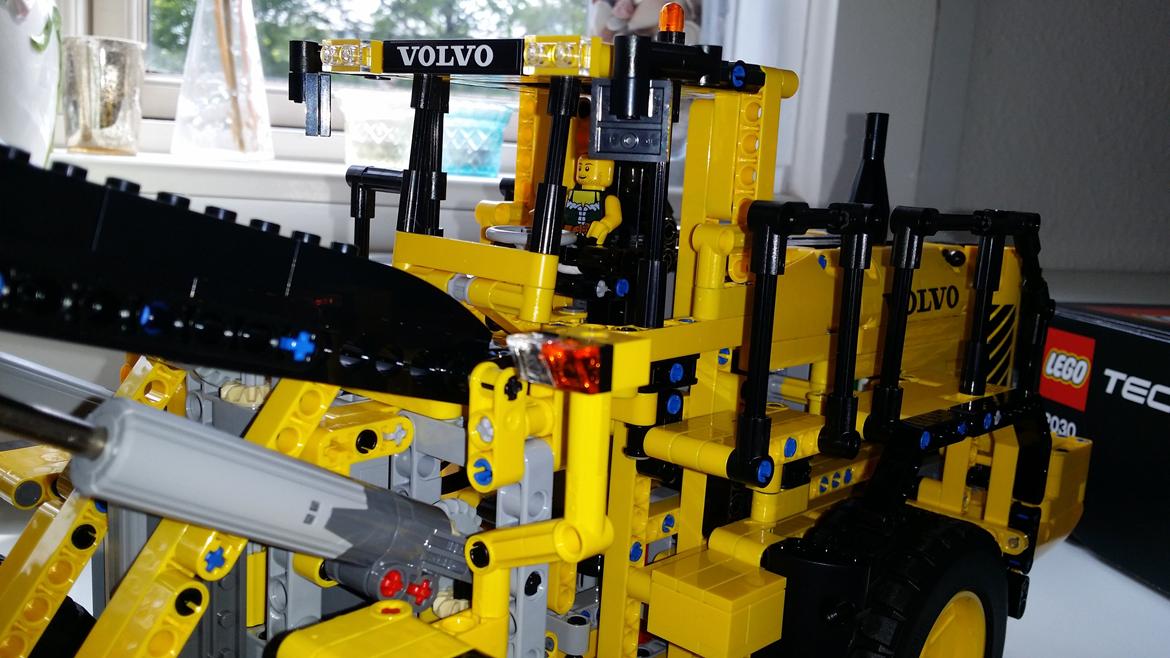 Maskiner Lego Technic Volvo L350F billede 2