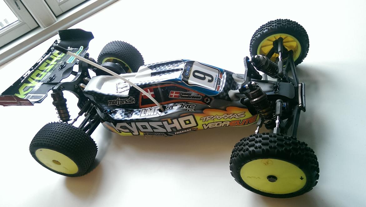 Buggy Kyosho Vega Rb5 billede 1